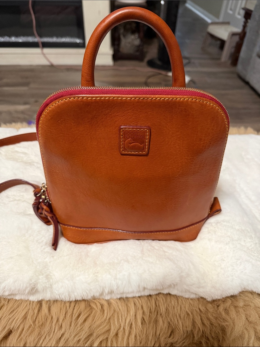 RARE Dooney & Bourke Florentine Leather Small Zip Pod Backpack in Natural EUC